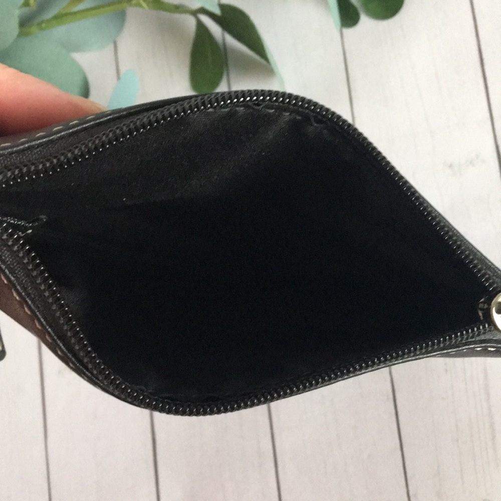 Vintage Coach Black Leather Wristlet (RARE) - Picture 6 of 14